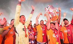 Okan Buruk’tan Şok Açıklama: İki Yıldız Galatasaray’dan Ayrılıyor!