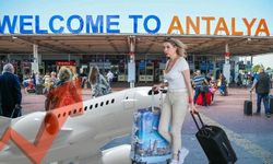 Antalya’da Turist Yoğunluğu Zirvede: Otellerde Doluluk %90’ı Aştı