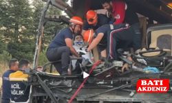 TEM Otoyolu’nda feci kaza: 1 ölü, 10 yaralı