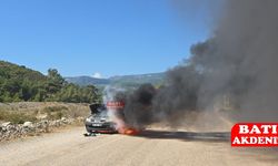 Kumluca Yazır Mahallesi’nde araç yangını