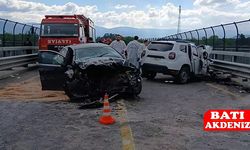 Sivil Jandarma Aracıyla Otomobil Kafa Kafaya Çarpıştı: 2 Şehit!