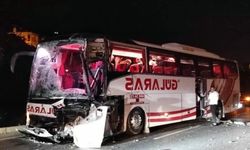 Antalya'da Şehirlerarası Otobüs TIR’a Arkadan Çarptı — 7 Yolcu Yaralandı