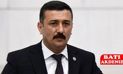 İYİ Parti’den Hükümete Sert Eleştiri: “Pazarda Çürük Domates Seçen Emekli Gerçeği Görüyor”