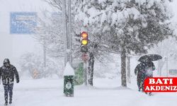 Sıcaklıklar Bir Anda Düşüyor: Meteoroloji’den Kuvvetli Yağış ve Soğuk Hava Uyarısı