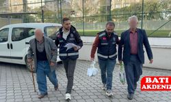 Parkta Uygunsuz Davranış: İki Yaşlı Şahıs Gözaltına Alındı