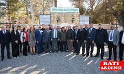 Zafer Partisi’nden Elmalı’da Abdal Musa Sultan Türbesi Ziyareti