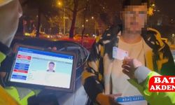 İlginç Savunma: Arkadaşının Ehliyetini Verdi, “Bu Benim Eski Fotoğrafım” Dedi