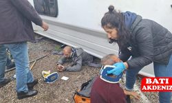 Kumluca–Antalya Yolunda Yolcu Otobüsü Devrildi