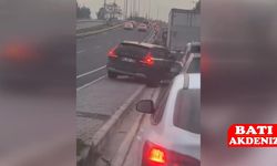 Pes Dedirten Görüntü! Kaldırımdan Şerit Değiştirdi, Cezayı Yedi