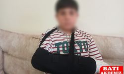 Ortaokulda Akılalmaz Olay: Küçük Öğrencinin Parmağını Kırdı