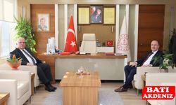 Kumluca Kaymakamı Bahadır Güneş’ten İl Millî Eğitim Müdürü Mehmet Yasin Eriş’e Ziyaret