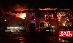 Serik’te Soğuk Hava Deposunda Yangın