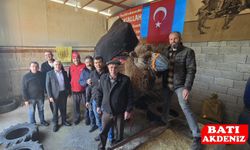 Bayram Özer’den Geleneksel Havut Hayrı