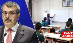 Ara Tatiller Kaldırılıyor mu? Yusuf Tekin Açıkladı: Okullarda Yaz Tatili Uzuyor