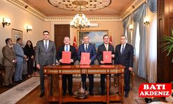 Elmalı’ya Dev Sağlık Yatırımı: ASM ve KETEM Projesi İçin İmzalar Atıldı!