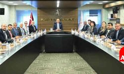 Turizmin Zirvesi Ankara'da Buluştu: AKTOB Yönetimi Bakan Ersoy'u Ziyaret Etti
