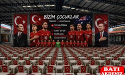 Kumluca’da Milli Heyecan: "Bizim Çocuklar" Hal Meydanı’nda Buluşuyor!