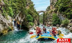 Manavgat: Şelalesi, Antik Kentleri ve Bereketli Topraklarıyla Antalya'nın Doğa Harikası