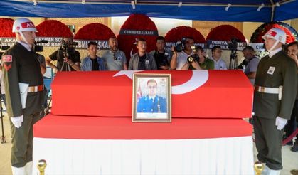 Şehit Piyade Teğmen Abdulkadir Güler Antalya'da son yolculuğuna uğurlandı
