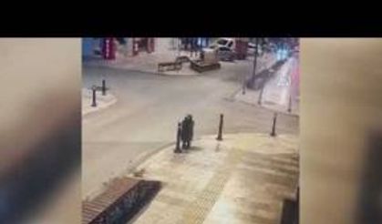 Antalya'da ambulansla otomobilin çarpıştığı kazada 5 kişi yaralandı 