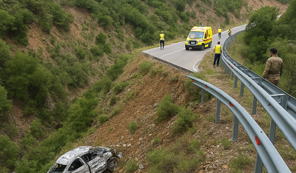 Antalya-Konya Yolunda Feci Kaza: 2 Ölü, 3 Yaralı