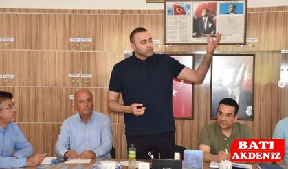 Aykut Kaya Kumluca’da Muhtarlarla İstişare Toplantısı Gerçekleştirdi