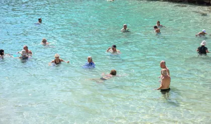 Emeklilerin deniz keyfi