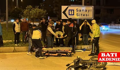 Kumluca Sanayi Kavşağı’nda Trafik Kazası