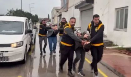 Adana'da hayvana şiddet görüntülerine 2 gözaltı!