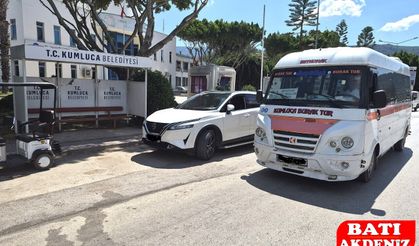 Kumluca’da Gülümseten Görüntü: ASAT Önü Adeta Dolmuş Durağına Döndü