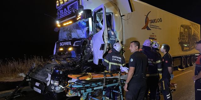 İki tırın çarpıştığı kazada 1 kişi öldü