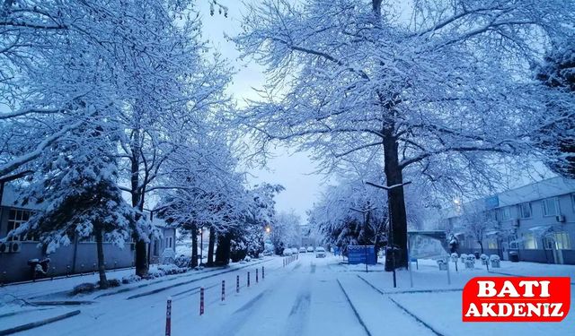 Meteoroloji'den 3 kent için "yoğun" kar yağışı uyarısı
