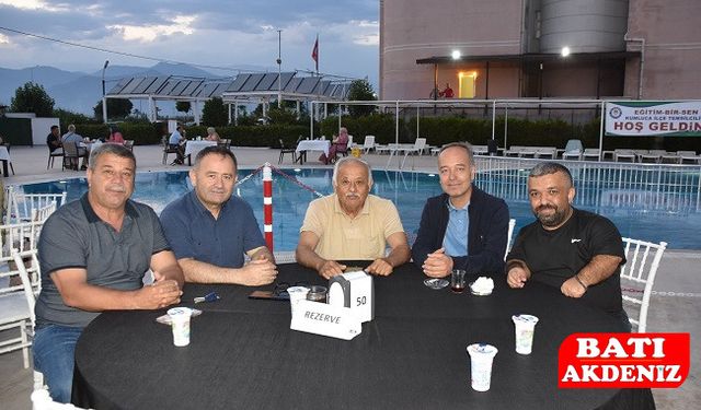 Eğitim-Bir-Sen Kumluca Temsilciliğinden Coşkulu Yıl Sonu Buluşması