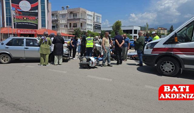 Kumluca’da Trafik Kazası: İki Öğrenci Yaralandı