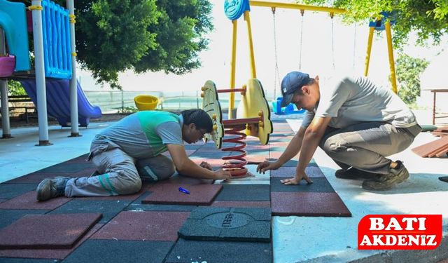 Kumluca’da Parklar Yenileniyor: Çocuklara Güvenli Oyun Alanları