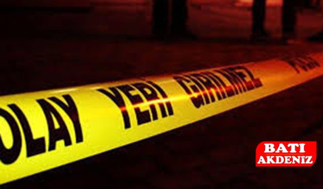 Antalya’da Tıra Çarpan Motosikletli Genç Hayatını Kaybetti