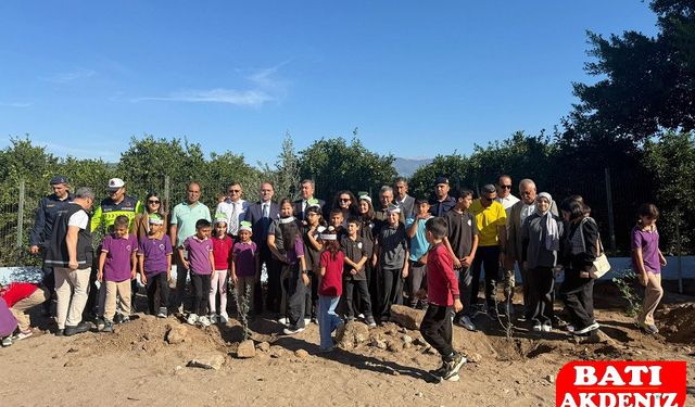 Yeşil Vatan Projesi Kapsamında Beykonak’ta Fidan Şenliği