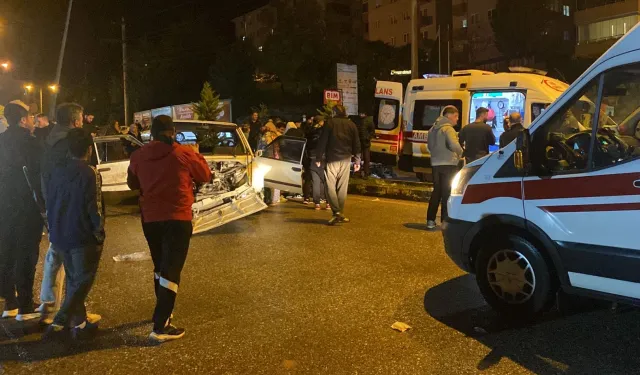 Akçakoca'da trafik kazası: 2 yaralı