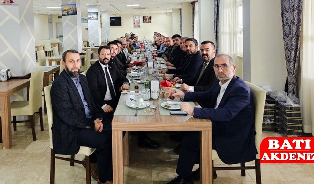 Kumluca’da İmamlarla Buluşma: Türk Diyanet Vakıf-Sen’in Kahvaltı Programı