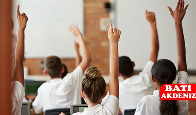 Okullarda Ekonomi Bilinci Başlıyor: “Bilinçli Tüketici” Dersi Geliyor!