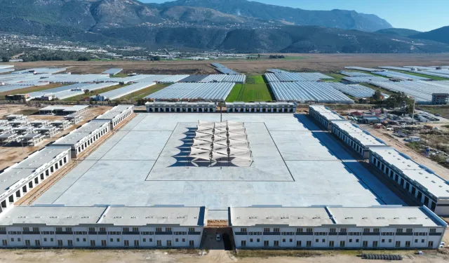 Antalya'da Kınık Toptancı Hal Kompleksi ticaretin kalbi olacak