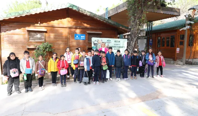 Antalya Doğal Yaşam Parkında 'Yaban Hayatı Günü' kutlandı