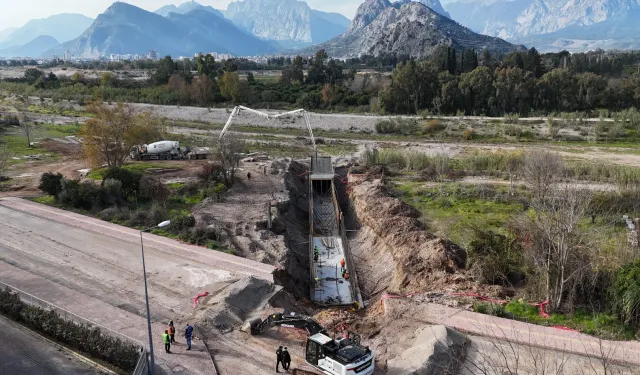 Antalya'da yağmursuyu altyapısı güçleniyor