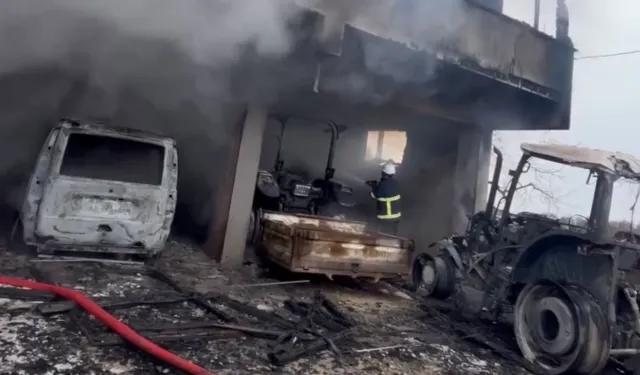 Düzce'de garaj yangınında 6 araç kullanılamaz hale geldi