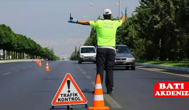 Hız Toleransı Değişti mi? Yeni Düzenleme Netleşti: 6 Km Sınırı Dikkat Çekiyor