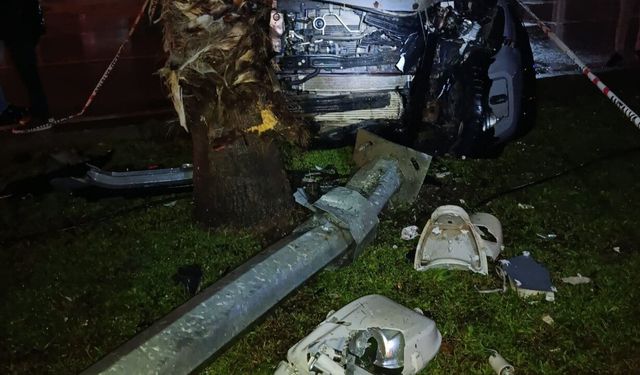 Kumluca’da Kaza! Ahmet Ali Ağa Bulvarı’nda Trafik Aksadı