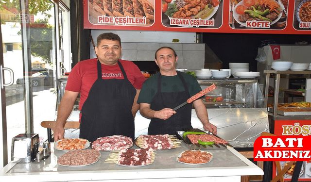 Kumluca’da Lezzetin Adresi: Köşem Restaurant ile Geleneksel Tatlar Sofranızda!