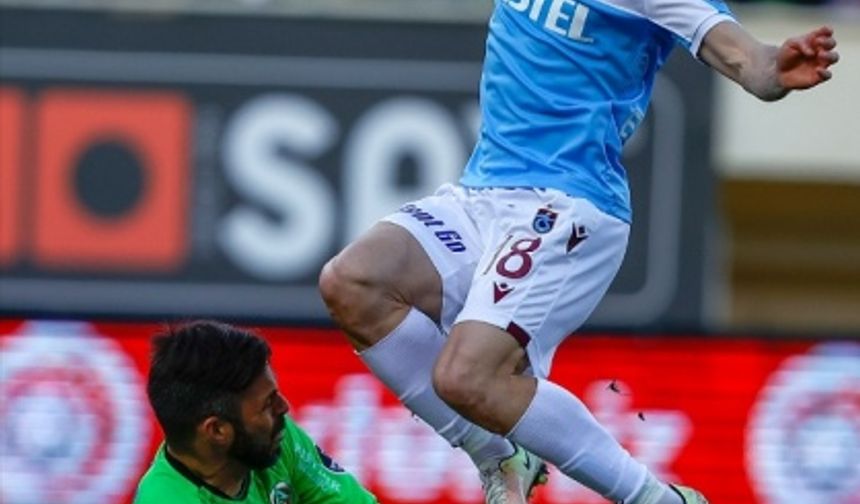 Futbol: Spor Toto Süper Lig Aytemiz Alanyaspor: 0 - Trabzonspor: 4 (İlk yarı)