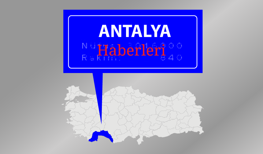 Antalya'da beton direğe çarpan minibüsteki kadın öldü