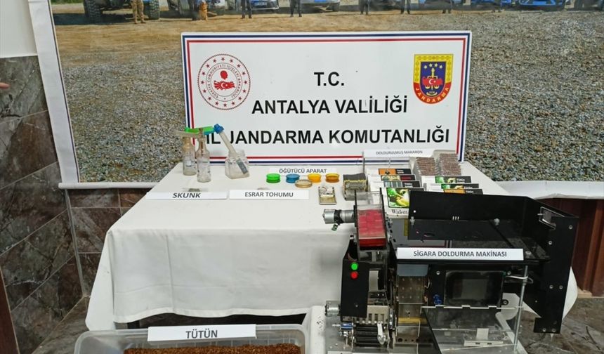 Antalya'da uyuşturucu operasyonunda 2 şüpheli yakalandı